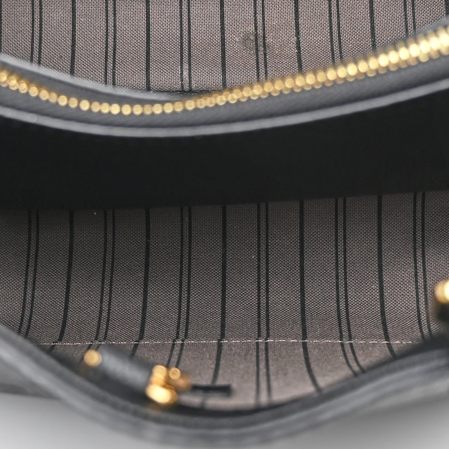 Louis Vuitton Empreinte Montaigne MM Black 6 of 11