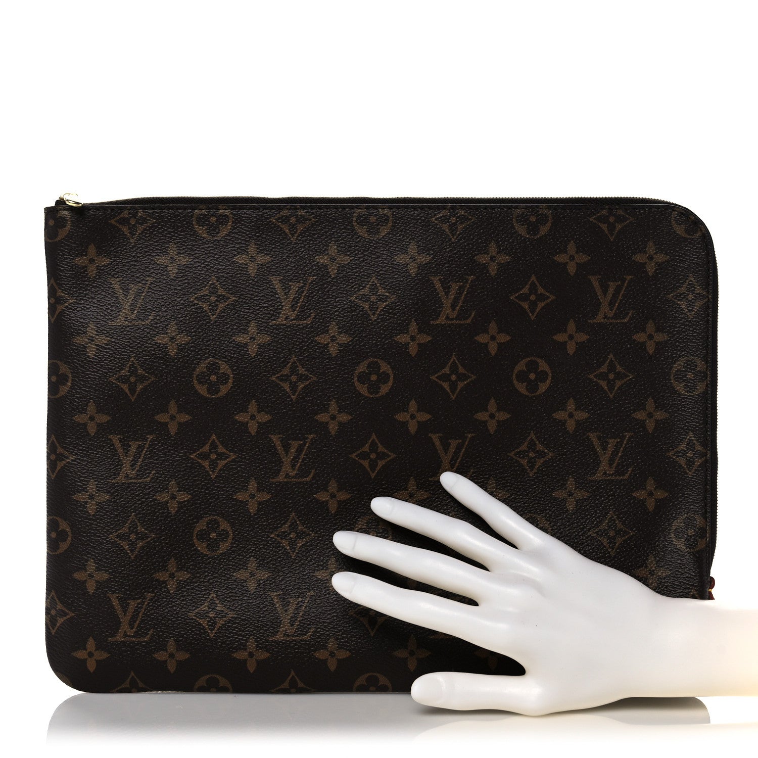 Louis Vuitton Monogram Etui Voyage MM Pouch 2 of 10