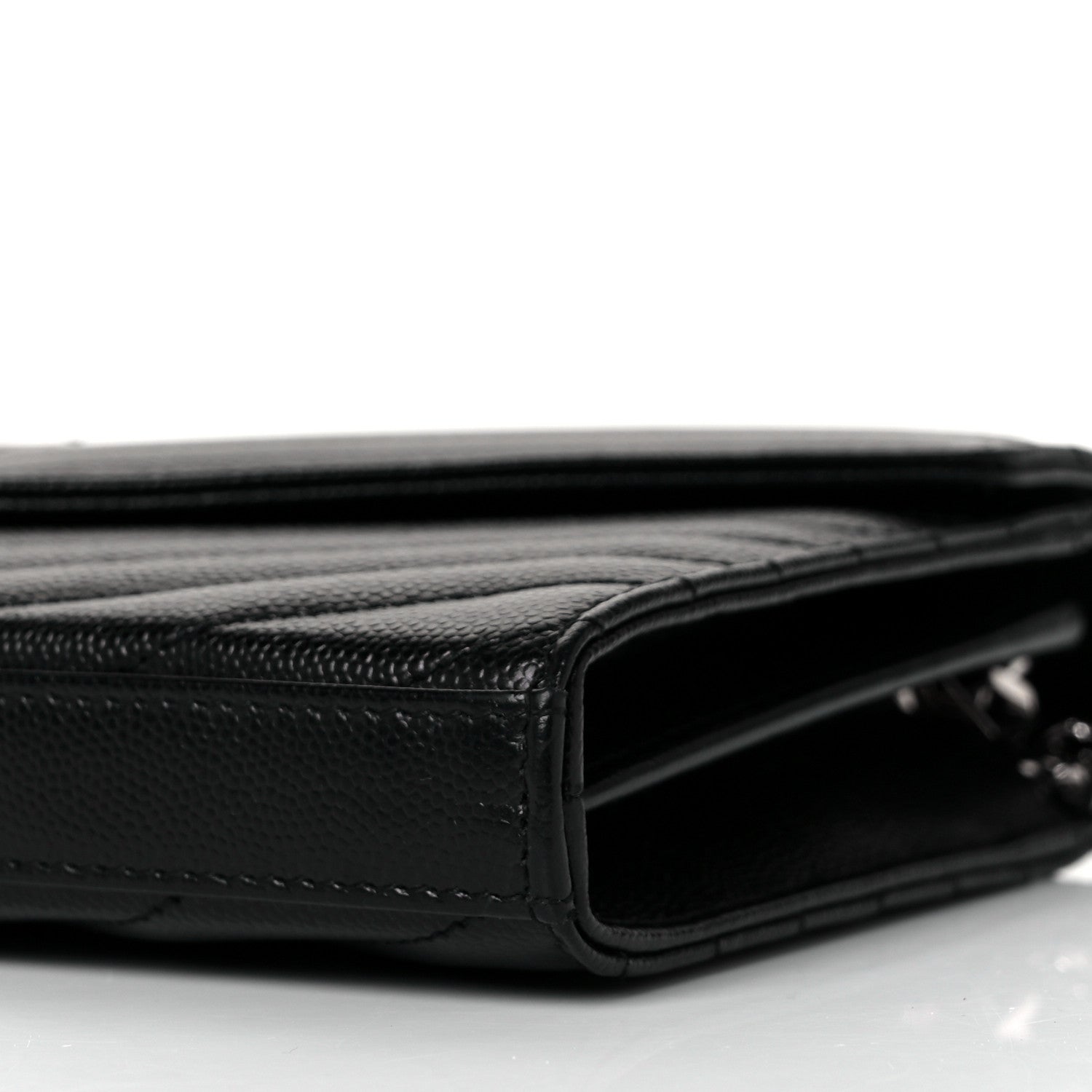 Saint Laurent Grain De Poudre Matelasse Chevron Monogram Chain Wallet Black 8 of 9