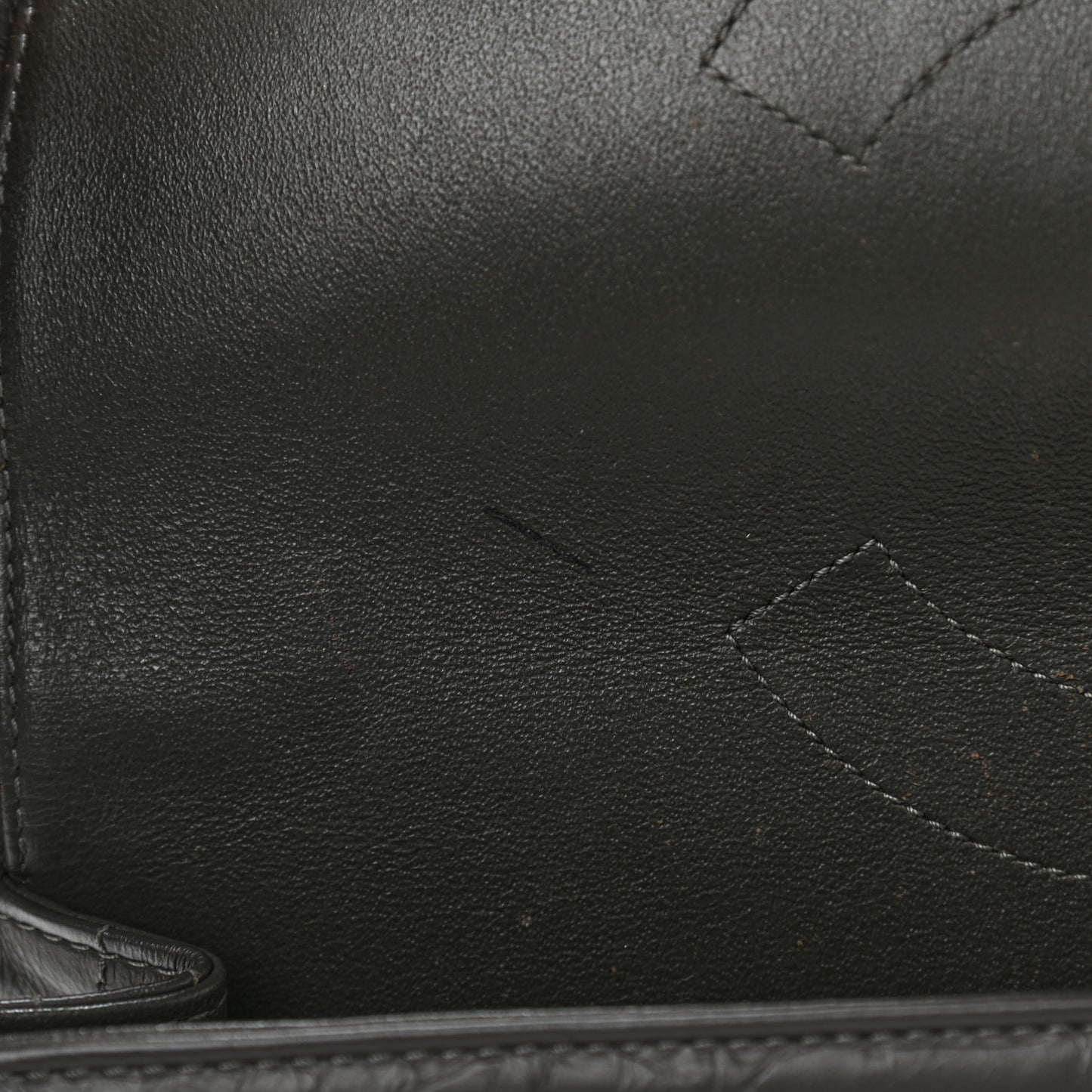 Aged Calfskin Chevron Quilted 2.55 Reissue 227 Flap Grey