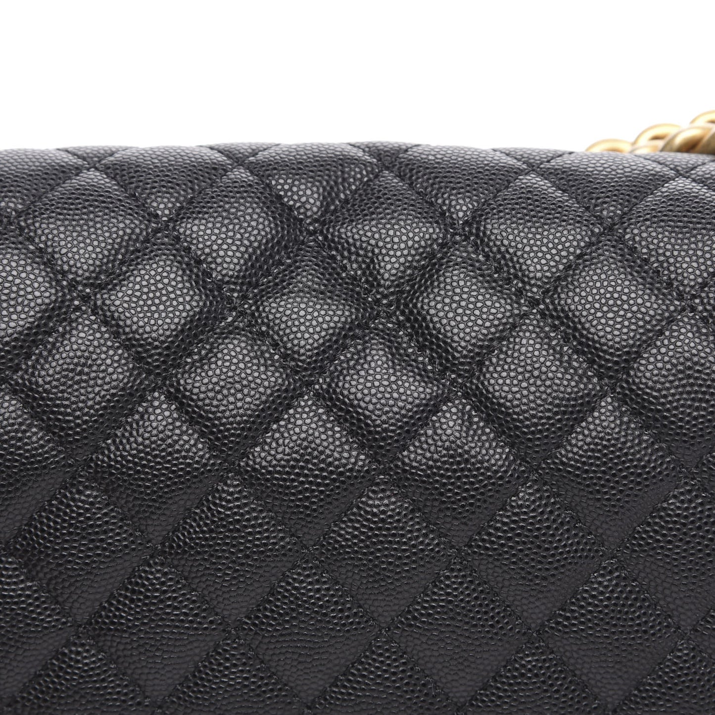 Caviar Quilted Medium Boy Flap Black