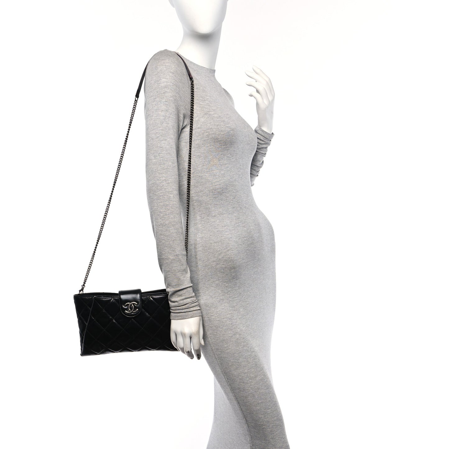 Glazed Calfskin Quilted Coco Pleats Clutch Black