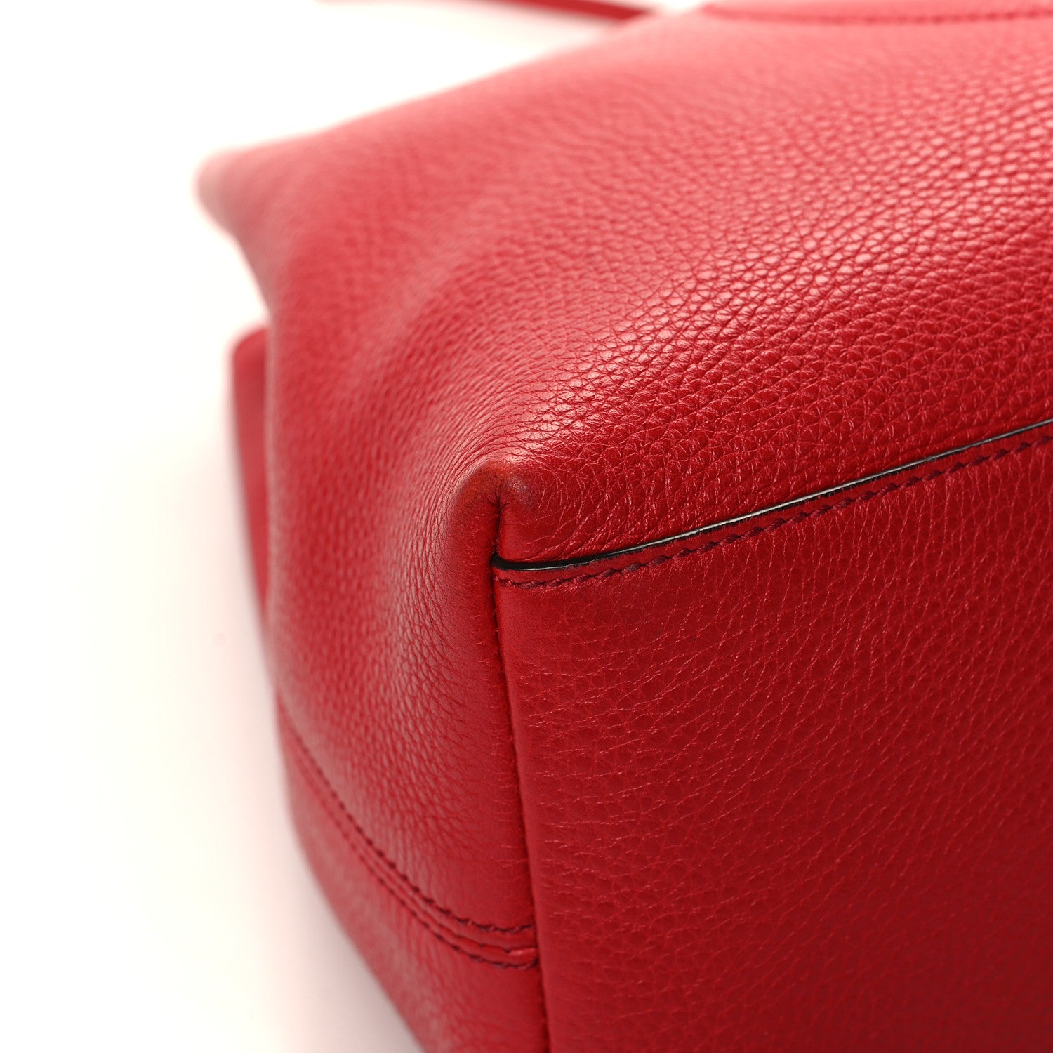 Gucci Pebbled Calfskin Medium Soho Chain Shoulder Bag Tabasco Red 9 of 12