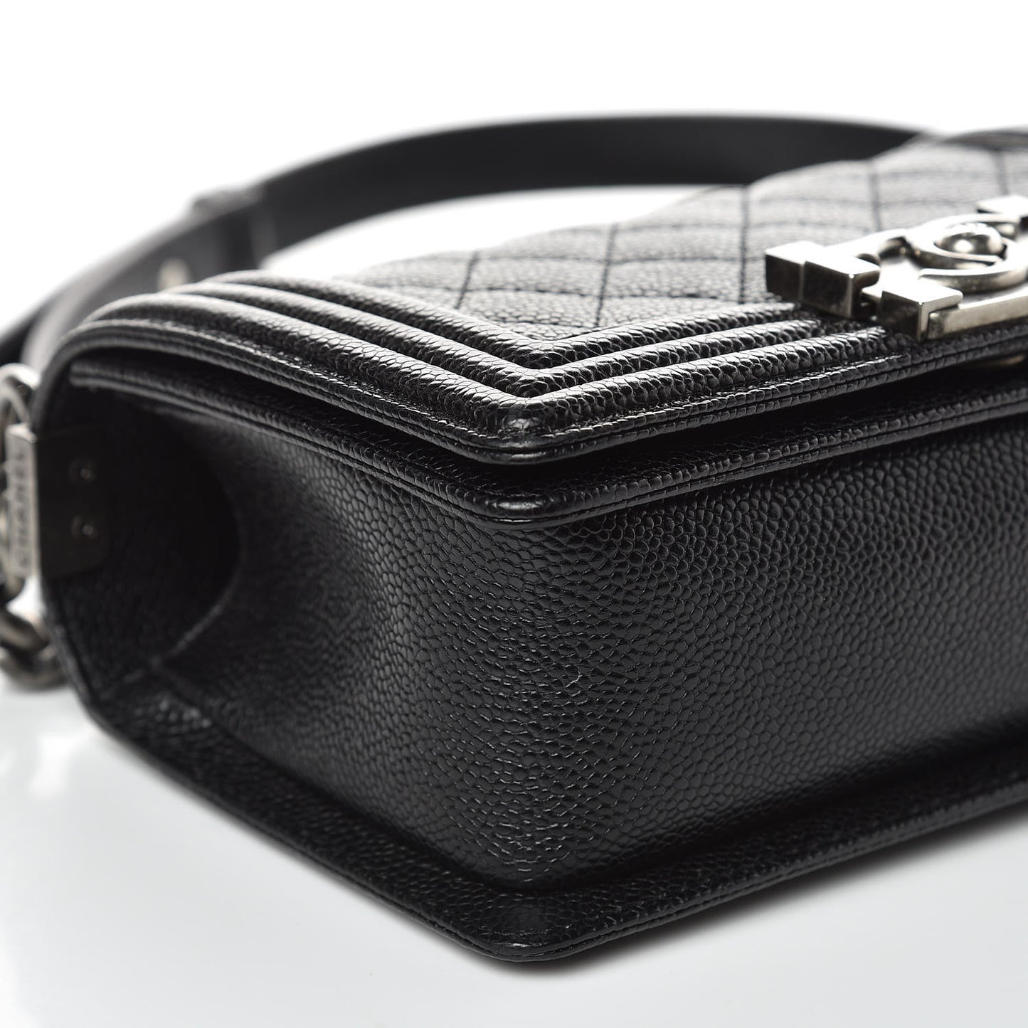 Caviar Quilted Small Boy Flap Black