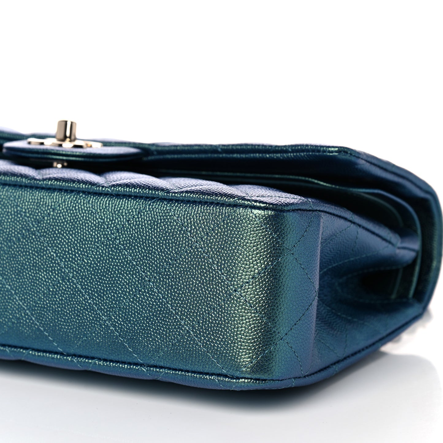 Iridescent Caviar Quilted Medium Double Flap Green