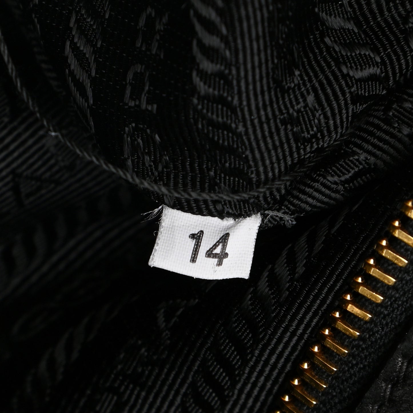 Nappa Gaufre Messenger Tote Black