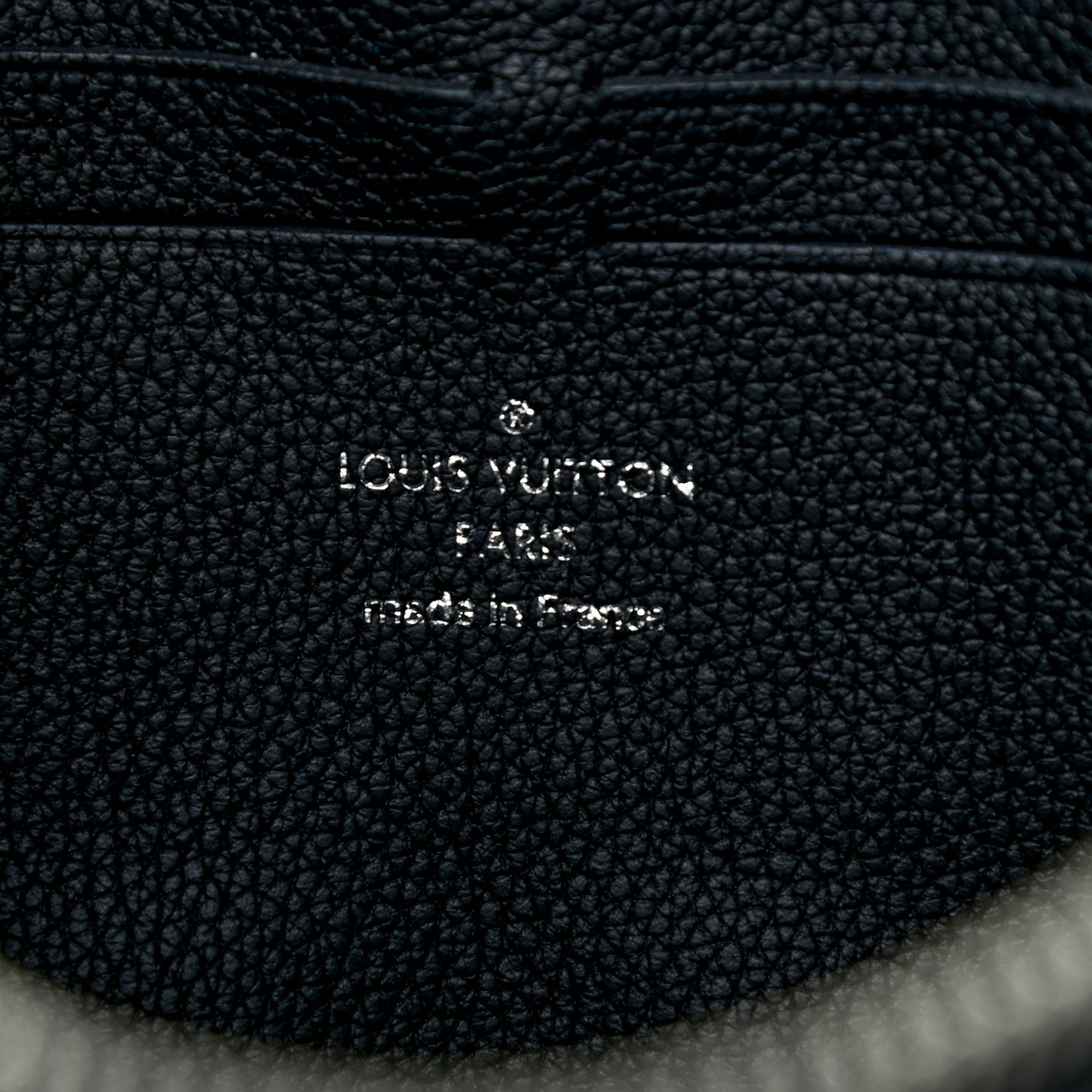 Soft Calfskin My Lockme Pochette Black
