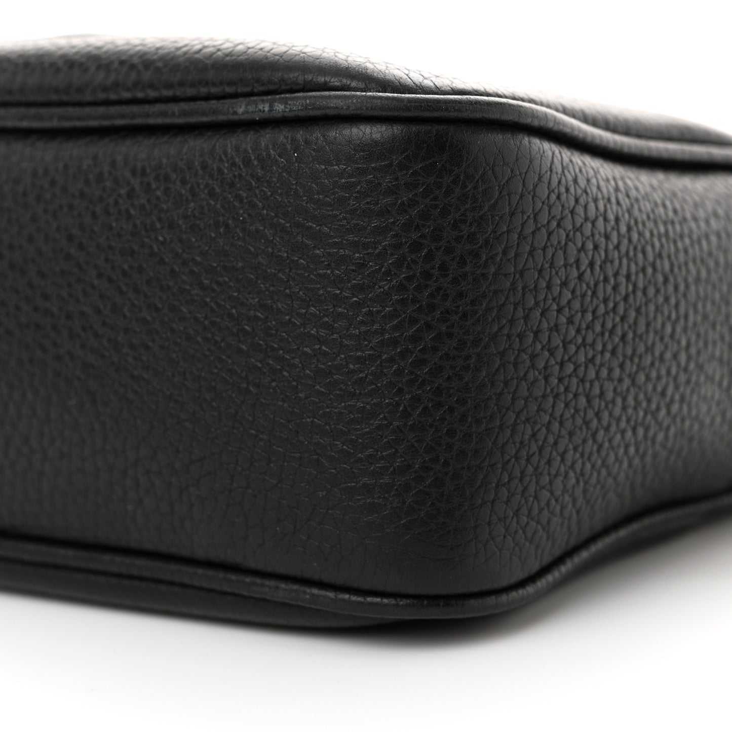 Pebbled Calfskin Small Soho Disco Bag Black