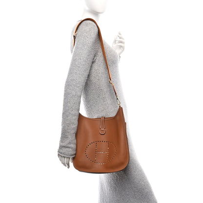 Hermes Taurillon Clemence Evelyne III PM Gold 2 of 10