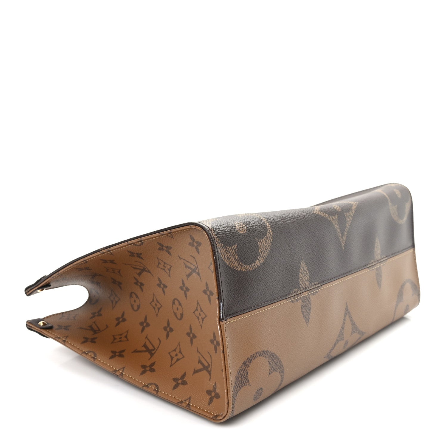 Louis Vuitton Reverse Monogram Giant Onthego MM 4 of 10
