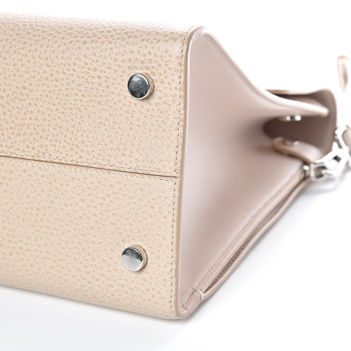 Grained Calfskin Medium Diorever Flap Tapioca