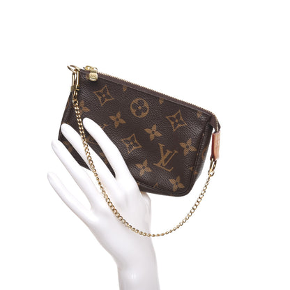 Louis Vuitton Monogram Mini Pochette Accessories 2 of 8