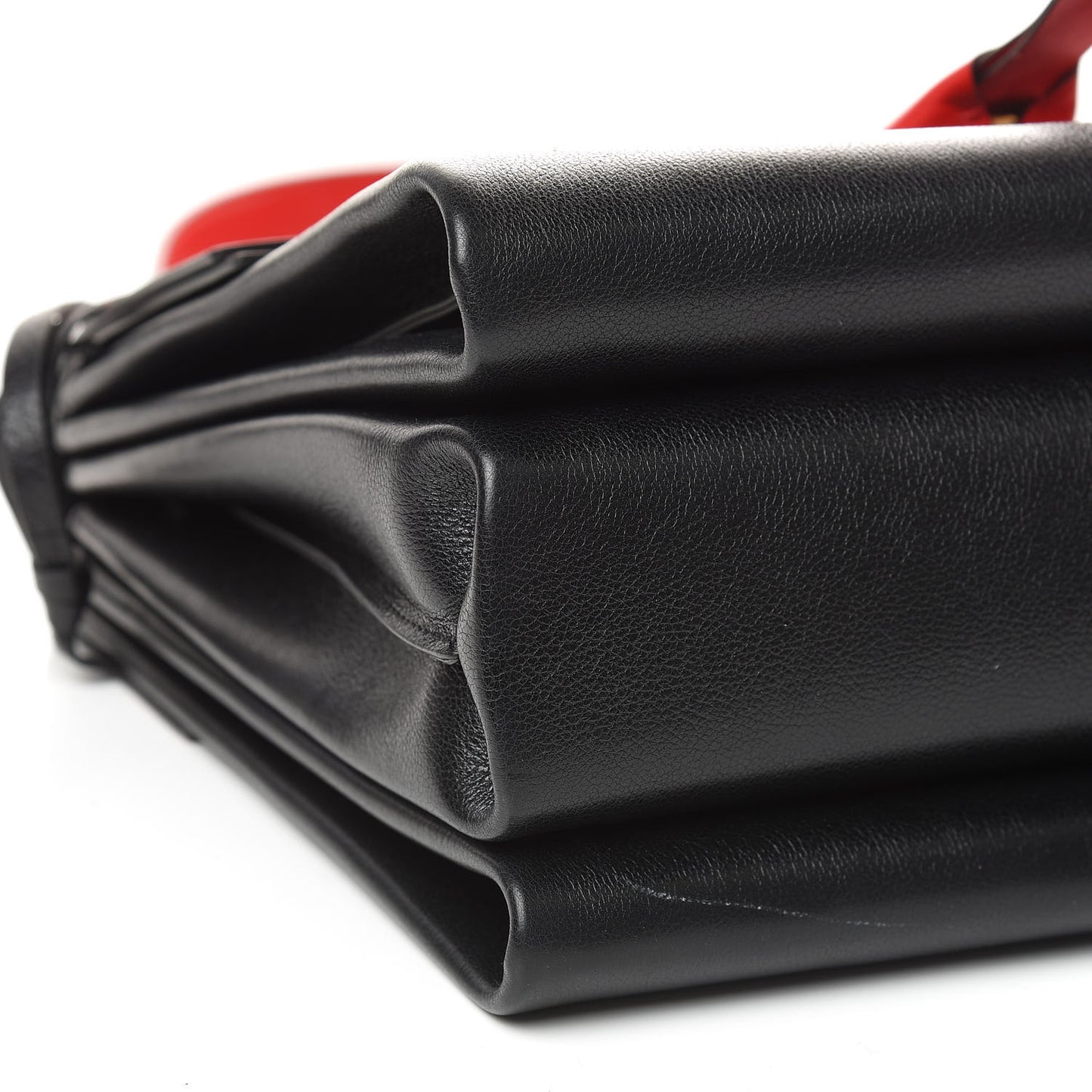Smooth Calfskin Medium Vring Shoulder Bag Rouge Pur Cerise Black