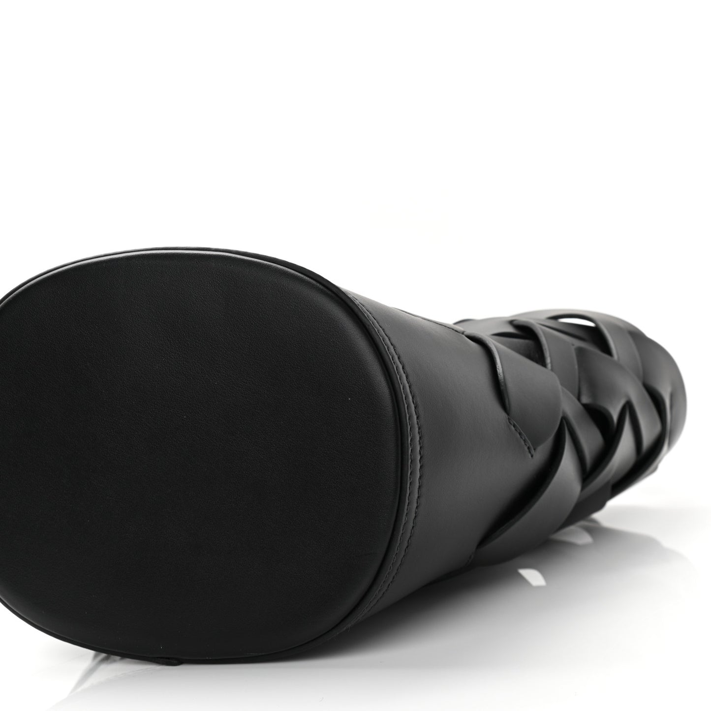 Vitello Intreccio Bucket Bag Black