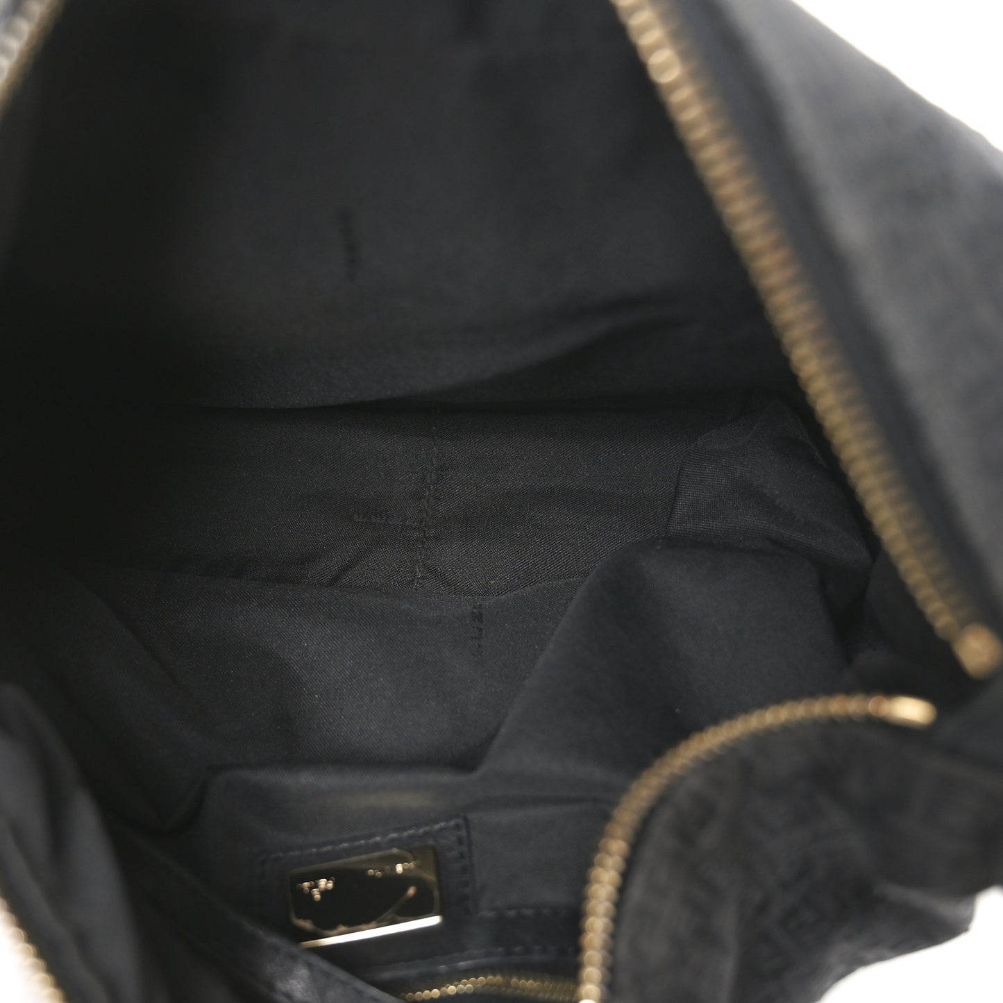 Zucchino Vitello Shoulder Bag Black
