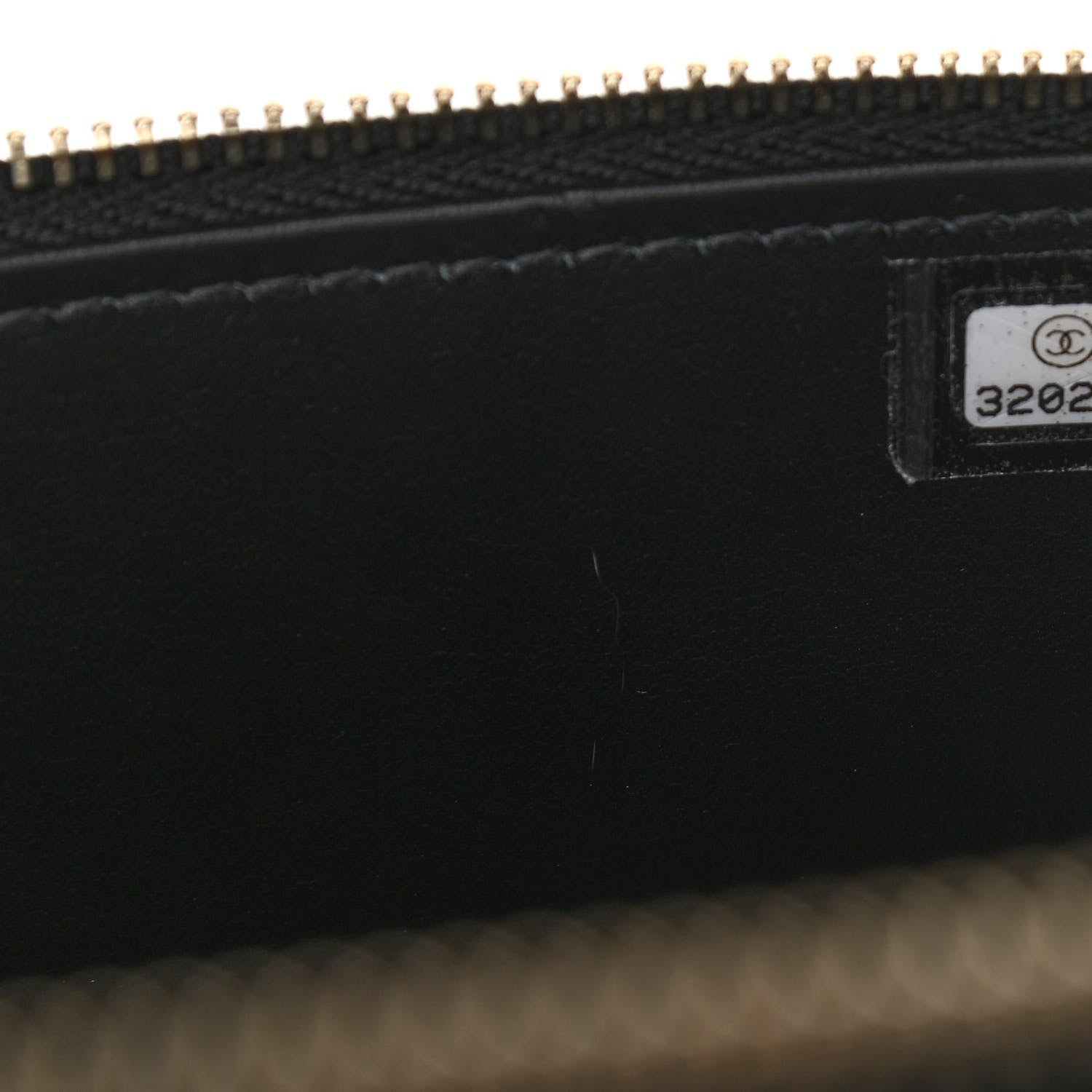 Chanel Shiny Caviar Quilted Pick Me Up Vanity Case Black 8 of 12