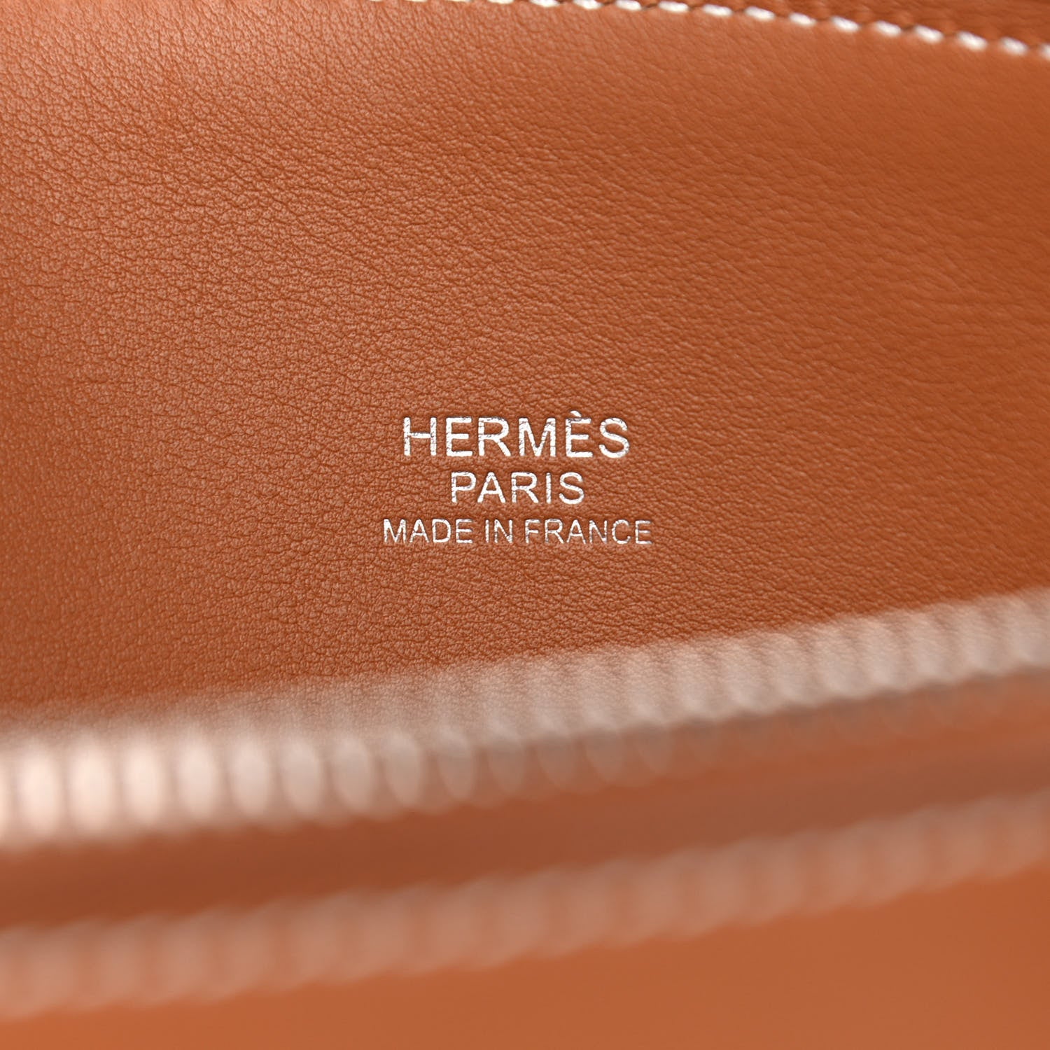 Hermes Swift Bolide 27 Gold 6 of 10