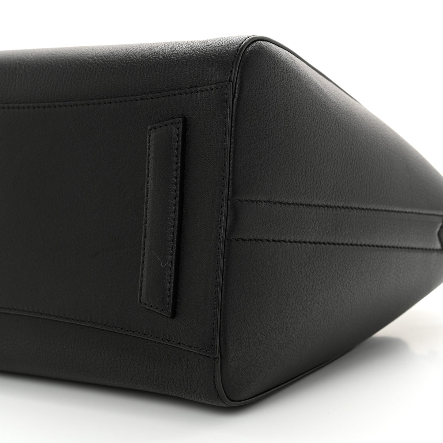 Sugar Goatskin Medium Antigona Black