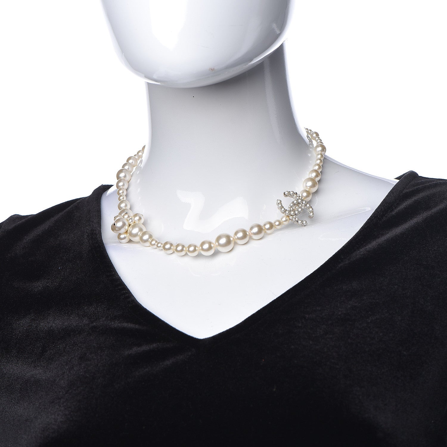 Chanel Graduated Pearl CC Short Necklace Silver 2 of 8