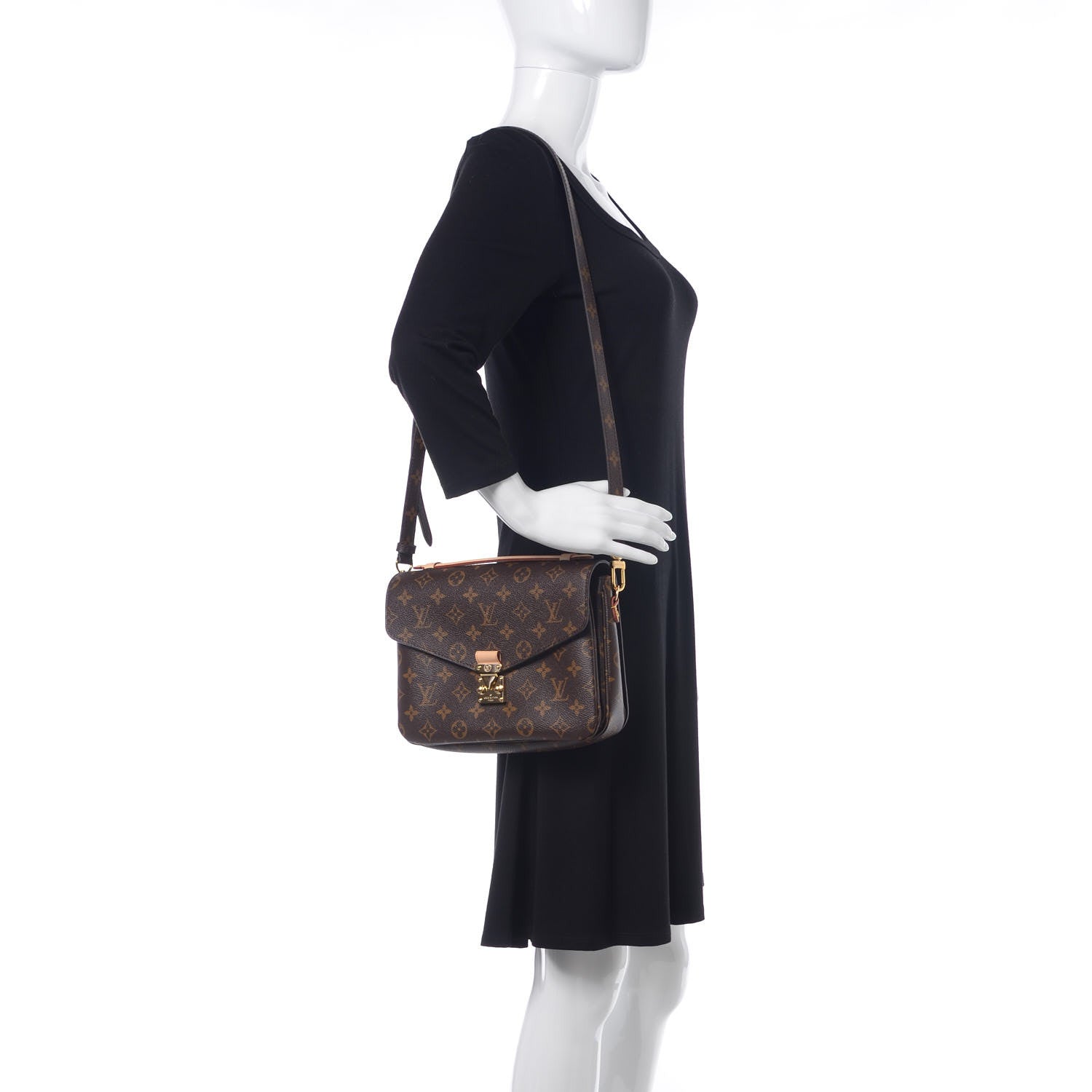 Louis Vuitton Monogram Pochette Metis 2 of 8