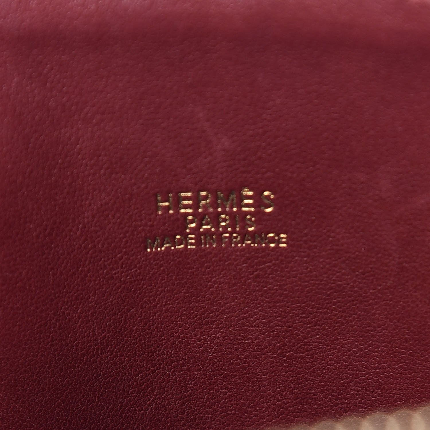 Hermes Veau Grain Lisse Bolide 31 Rouge H 9 of 18