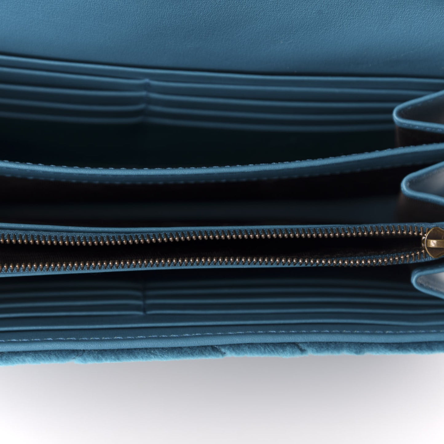 Velvet Matelasse GG Marmont Chain Wallet Pavone Cyan