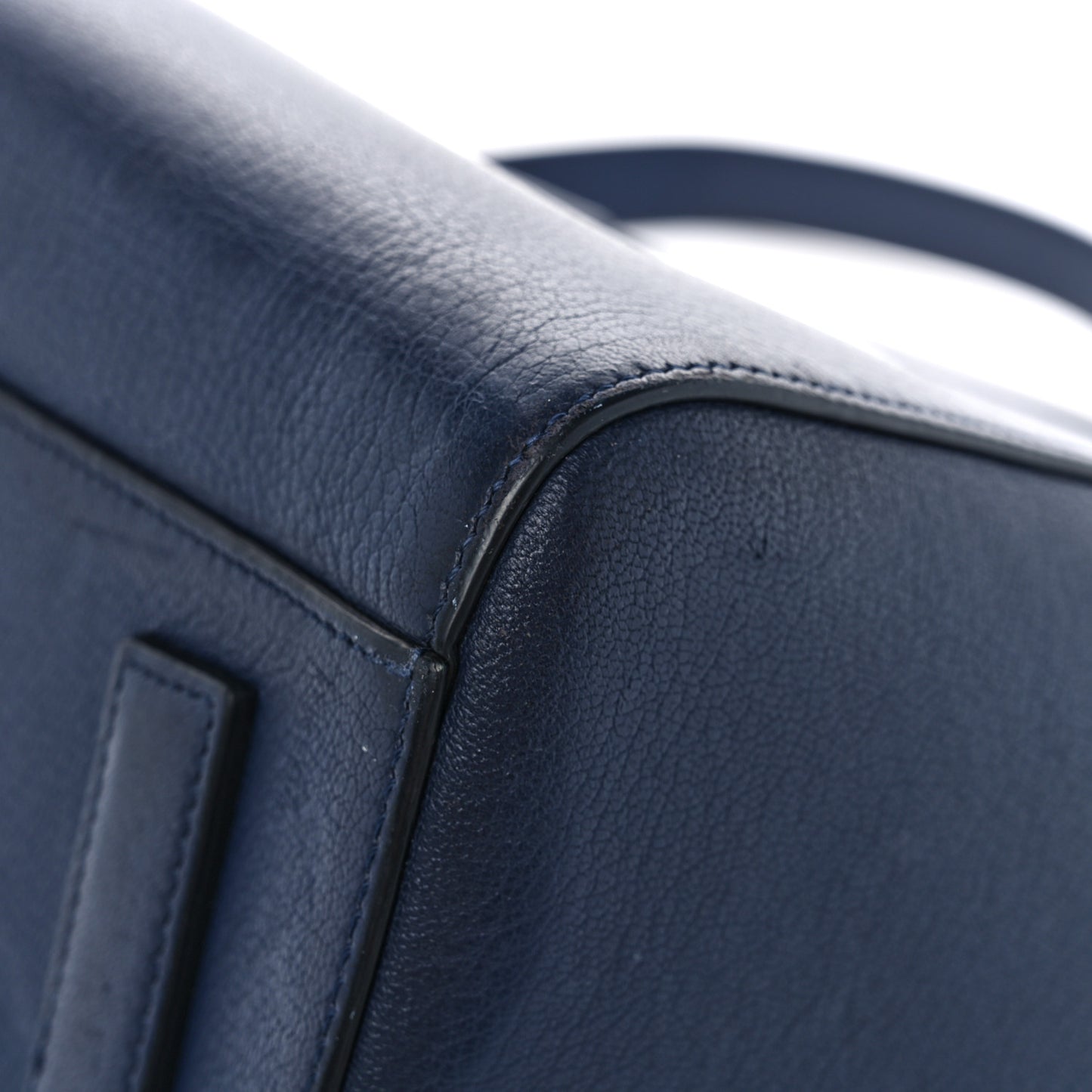 Sugar Goatskin Medium Antigona Navy