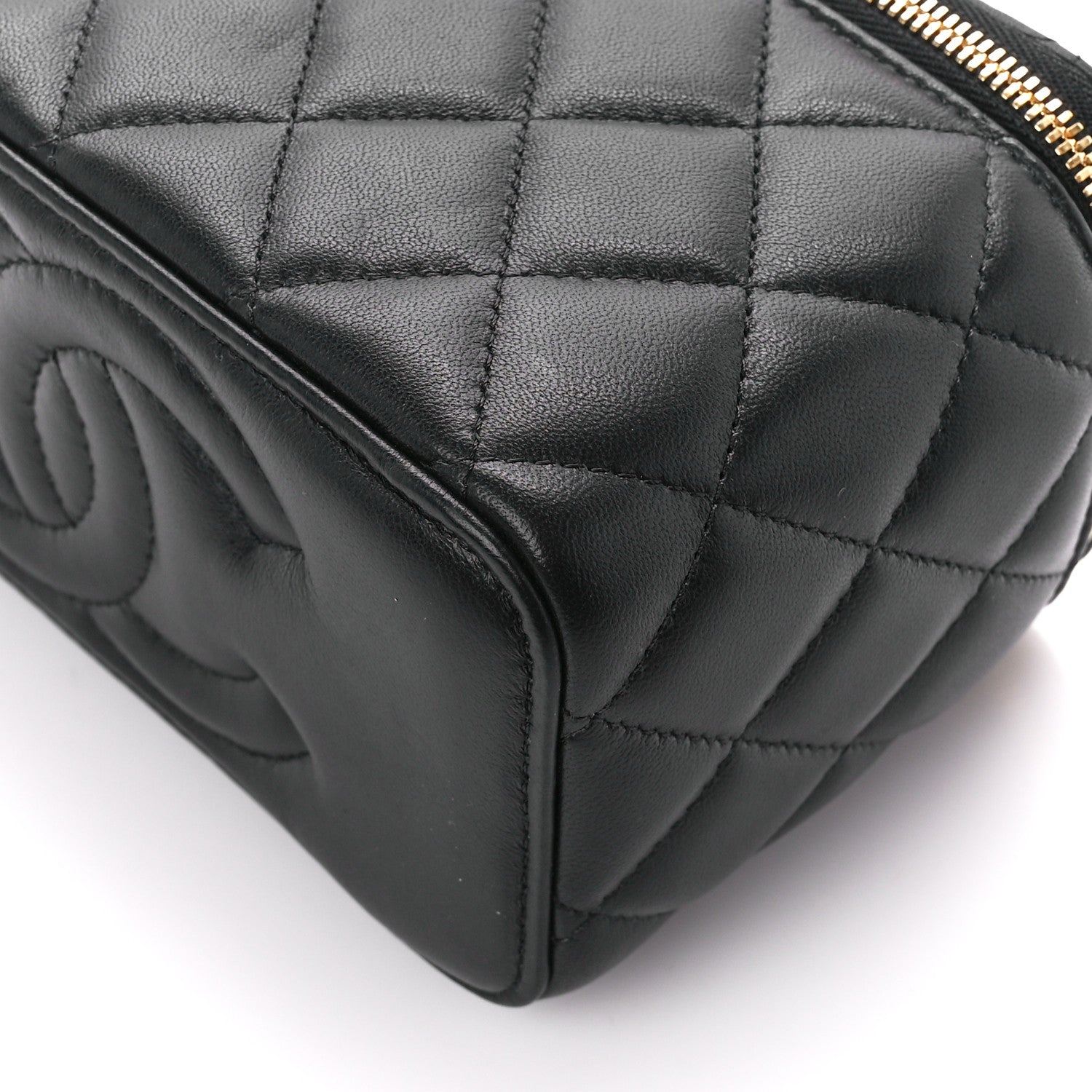 Chanel Lambskin Enamel Pearl Quilted Small Charm Me Vanity Case With Chain Black 9 of 12