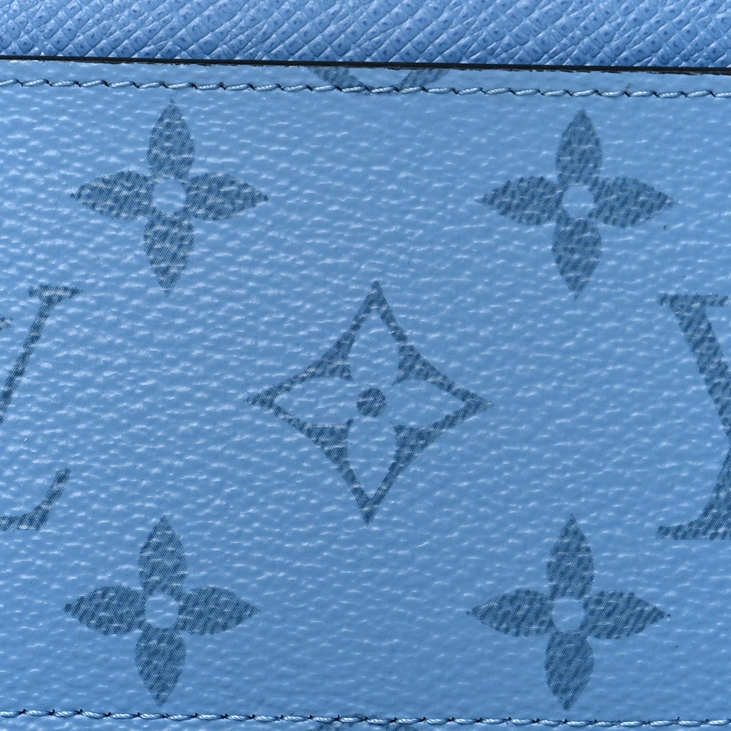 Monogram Taiga Coin Card Holder Denim