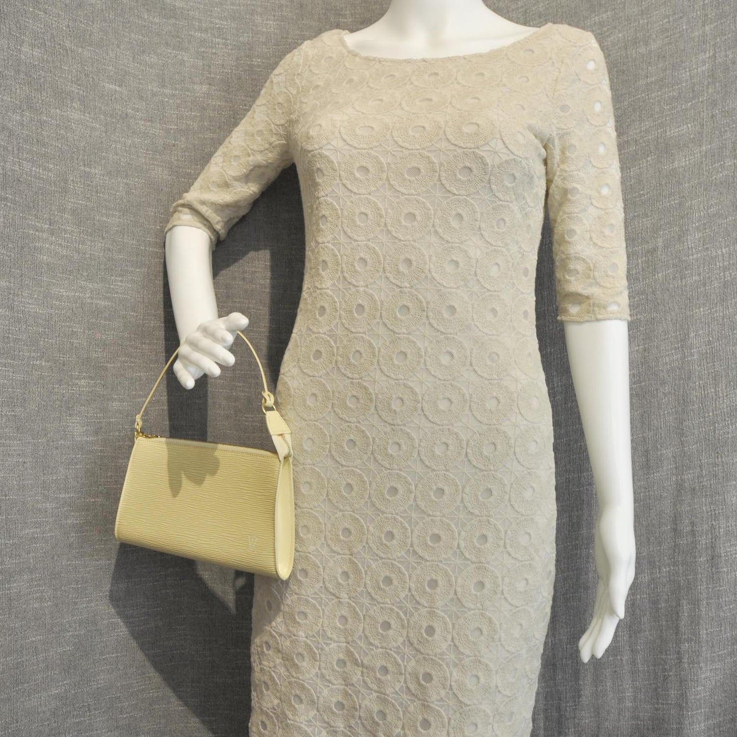 Epi Pochette Accessories Bag Vanilla