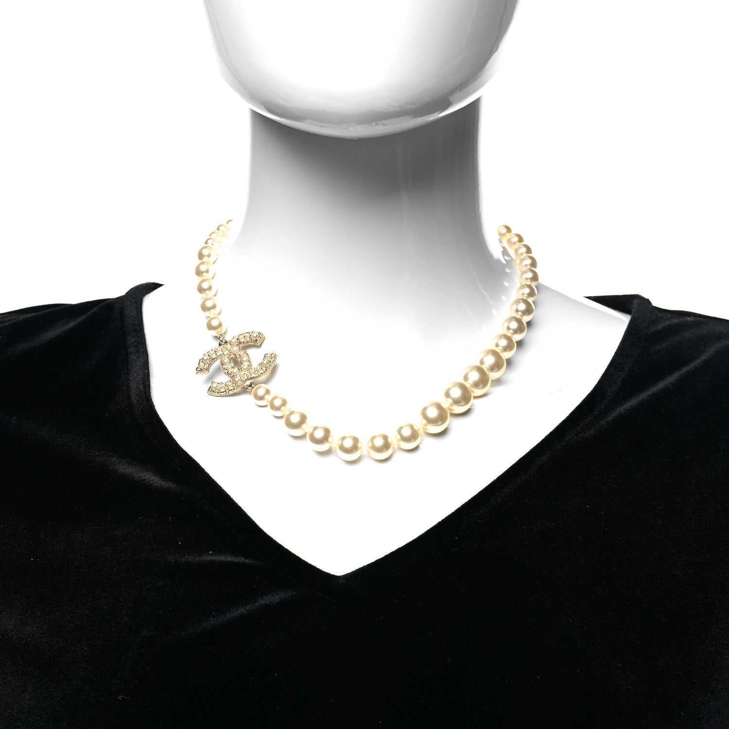 Chanel Graduated Pearl CC Short Necklace Gold 2 of 5