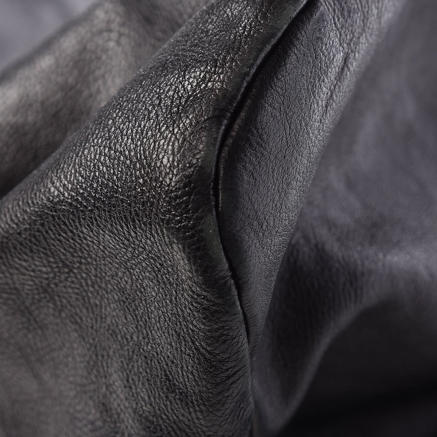 Sugar Goatskin Large Pandora Black