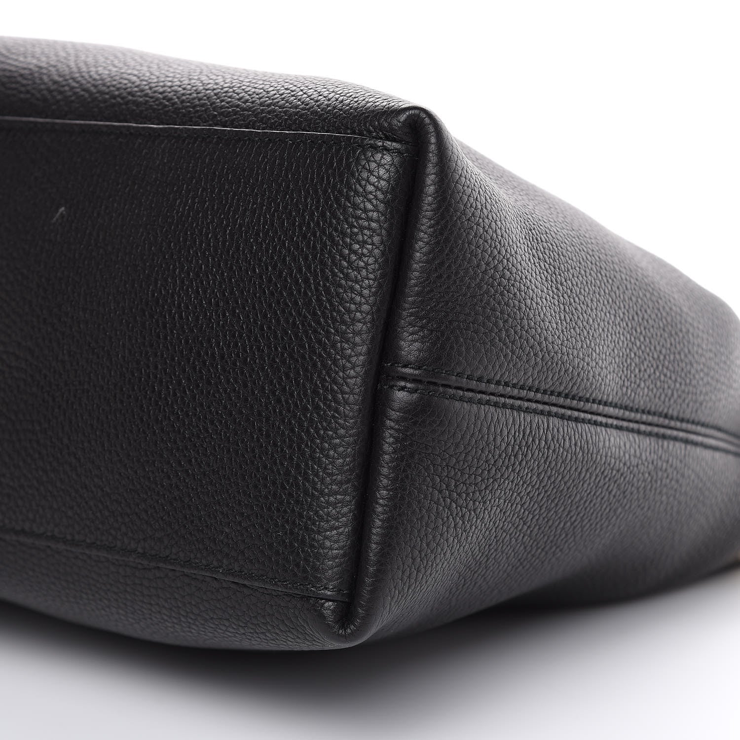Gucci Pebbled Calfskin Medium Soho Chain Shoulder Bag Black 9 of 9