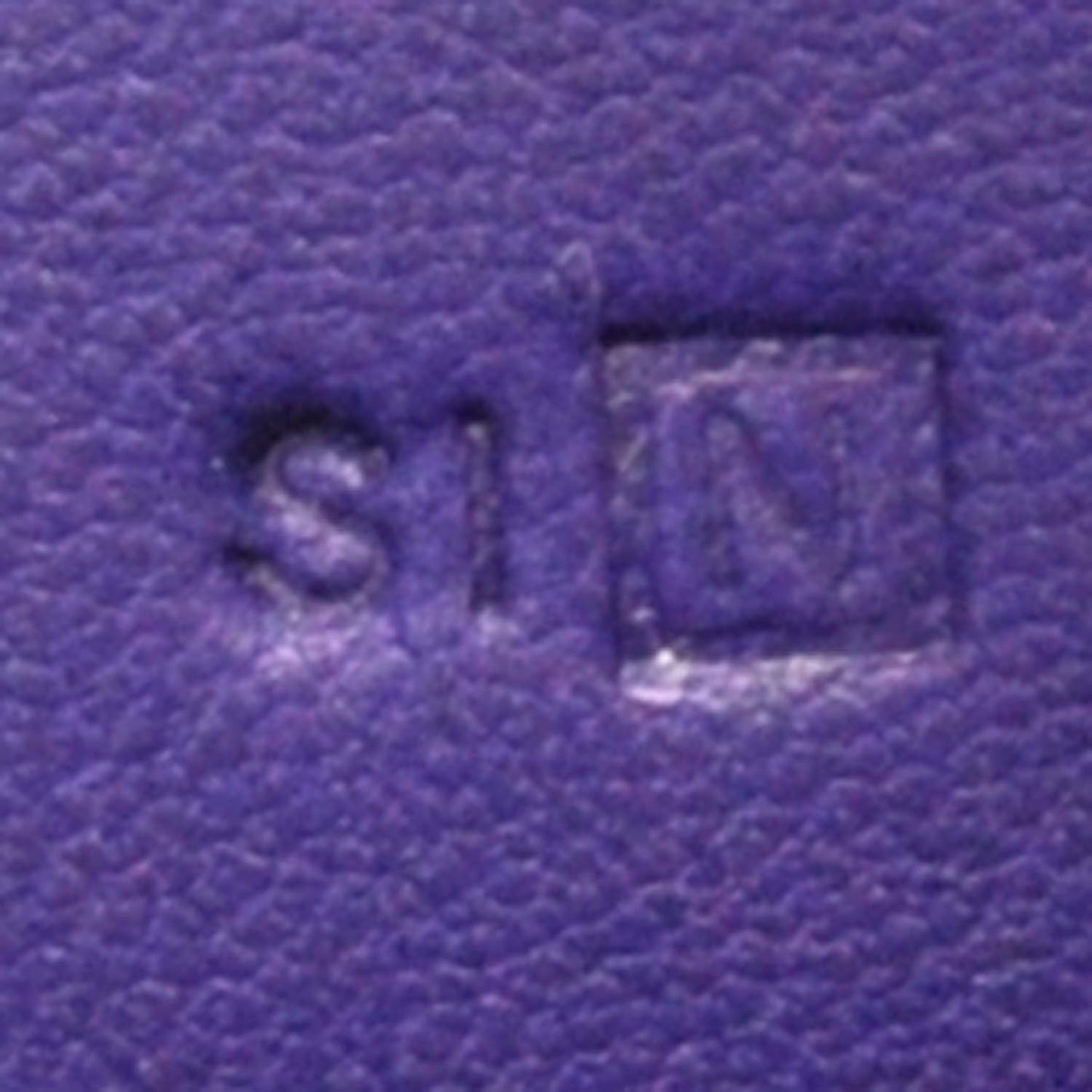 Togo Dogon Combined Wallet Iris