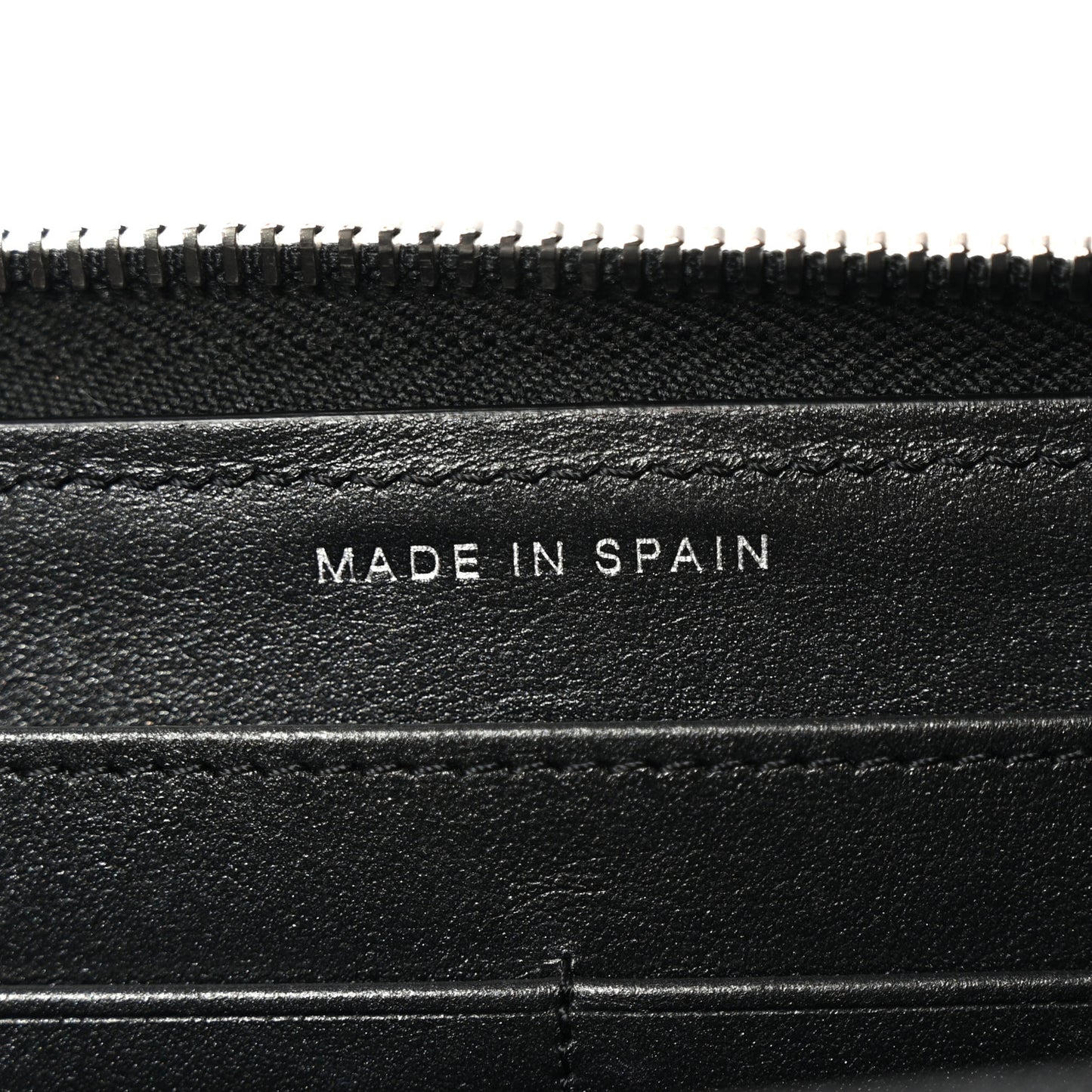 Caviar Sheepskin Chevron Quilted Mademoiselle Vintage Zip Around Wallet Black