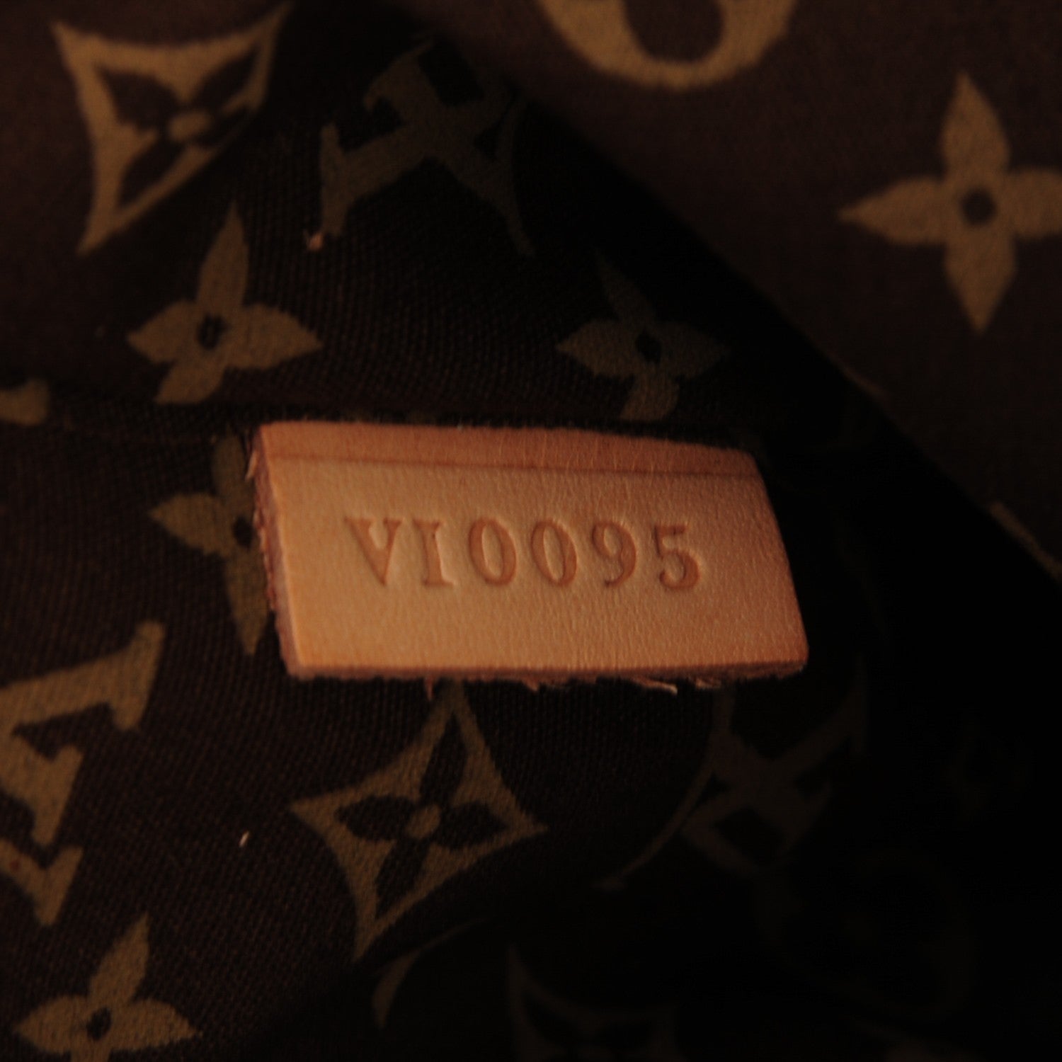 Louis Vuitton Toile Globe Shopper Cabas MM Blue 7 of 7