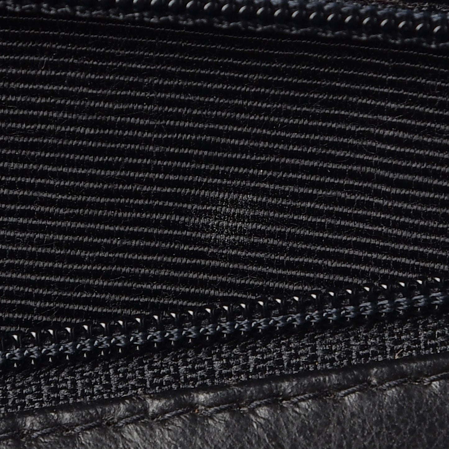 Caviar Chevron Quilted Maxi Single Flap Black