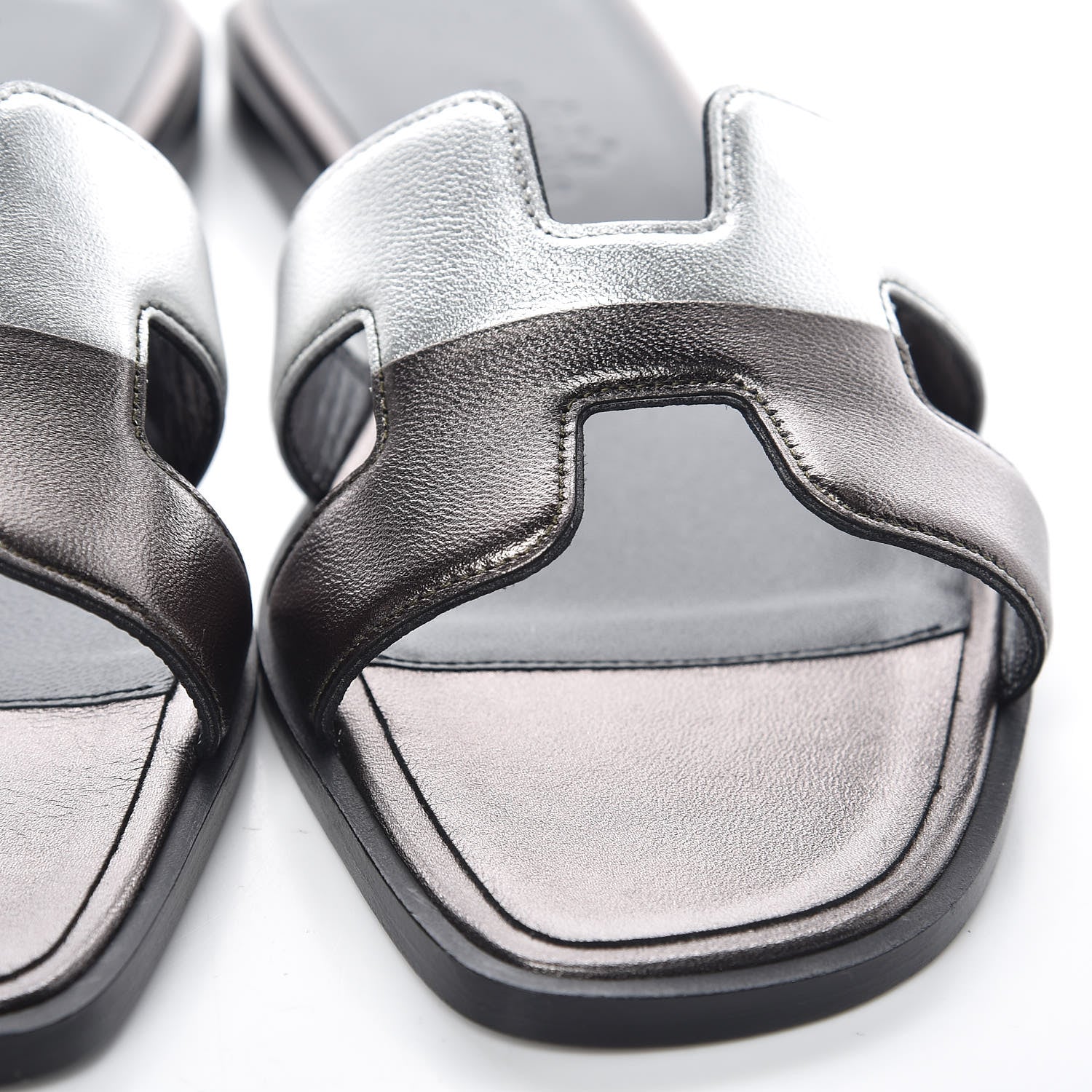 Hermes Metallic Nappa Oran Sandals 35 Canon De Fusil Argent 8 of 9