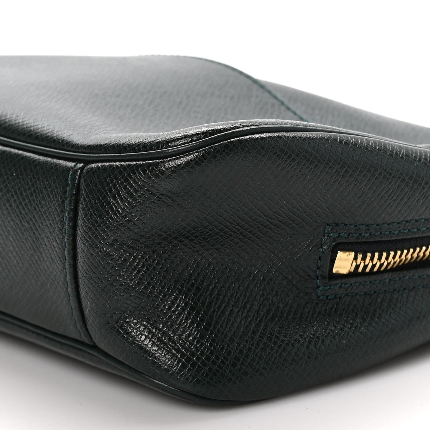 Louis Vuitton Taiga Toiletry Pouch PM Epicea 9 of 9