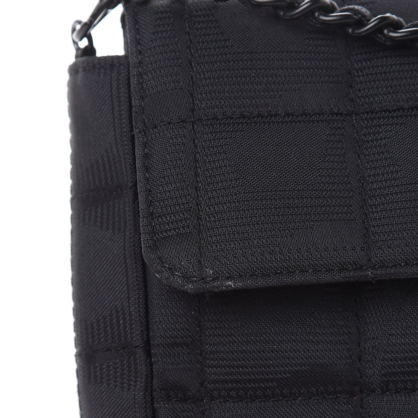 Nylon Travel East West Flap Black
