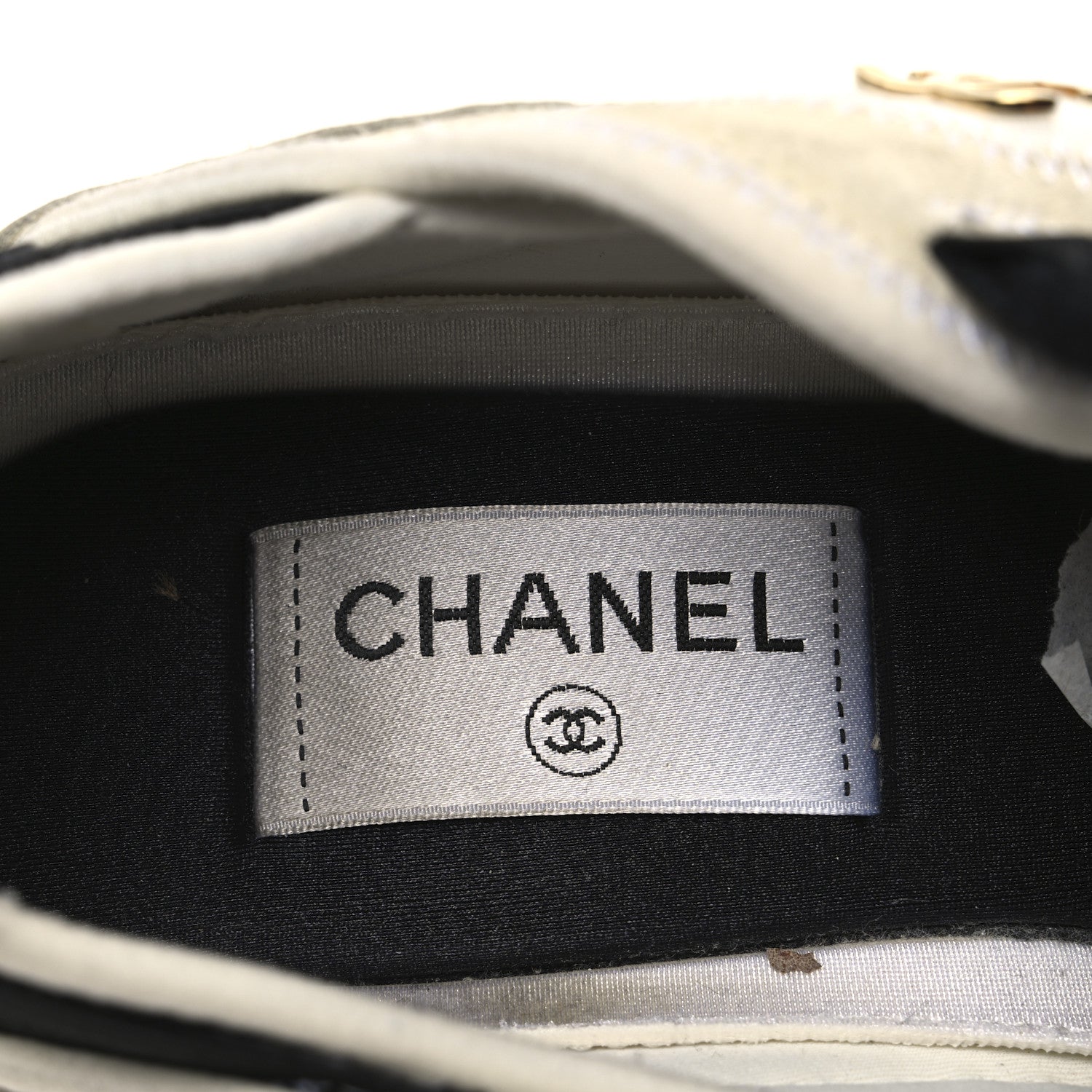Chanel Velvet Calfskin Mixed Fibers CC Sneakers 38 Ivory Black