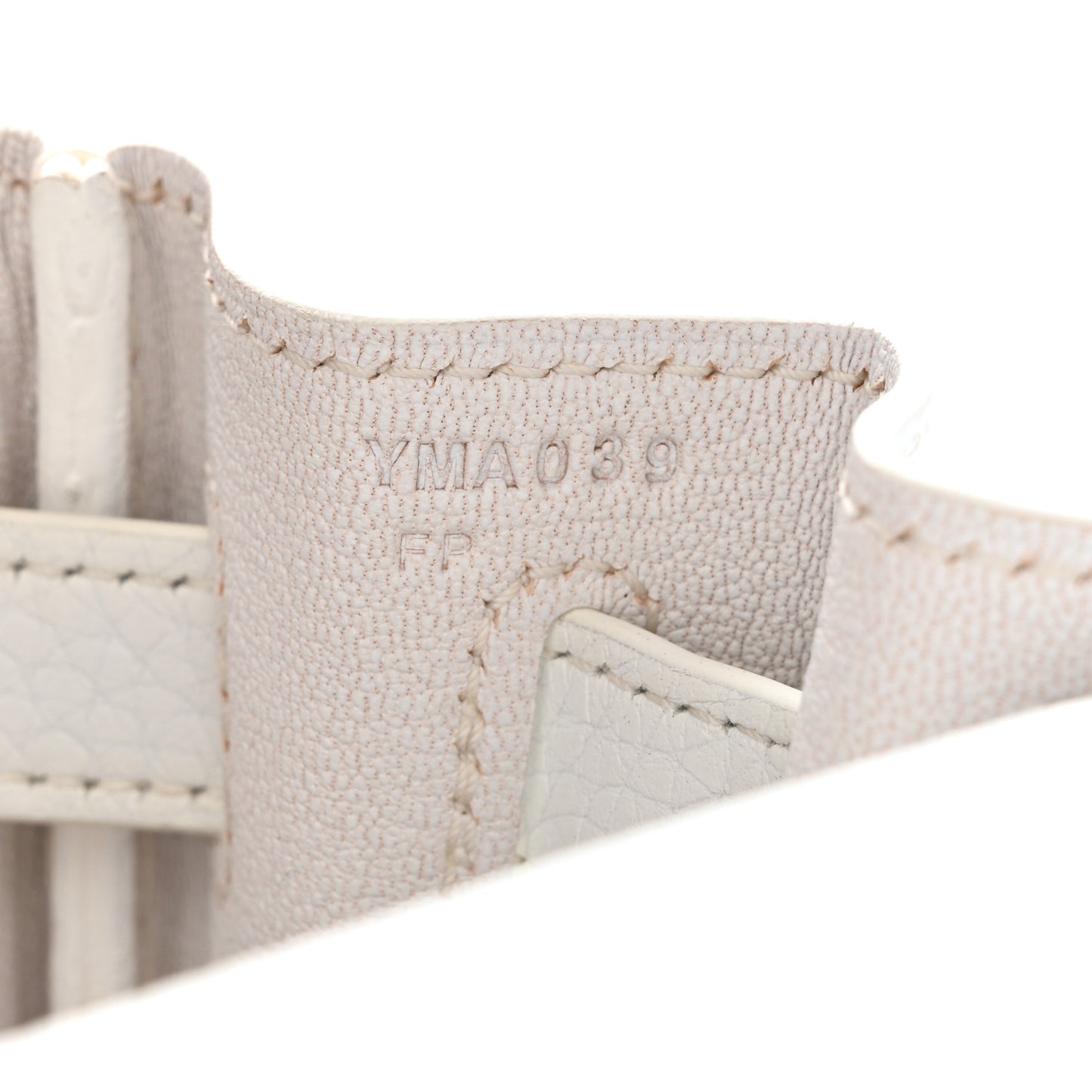 Taurillon Clemence Kelly Retourne 28 White
