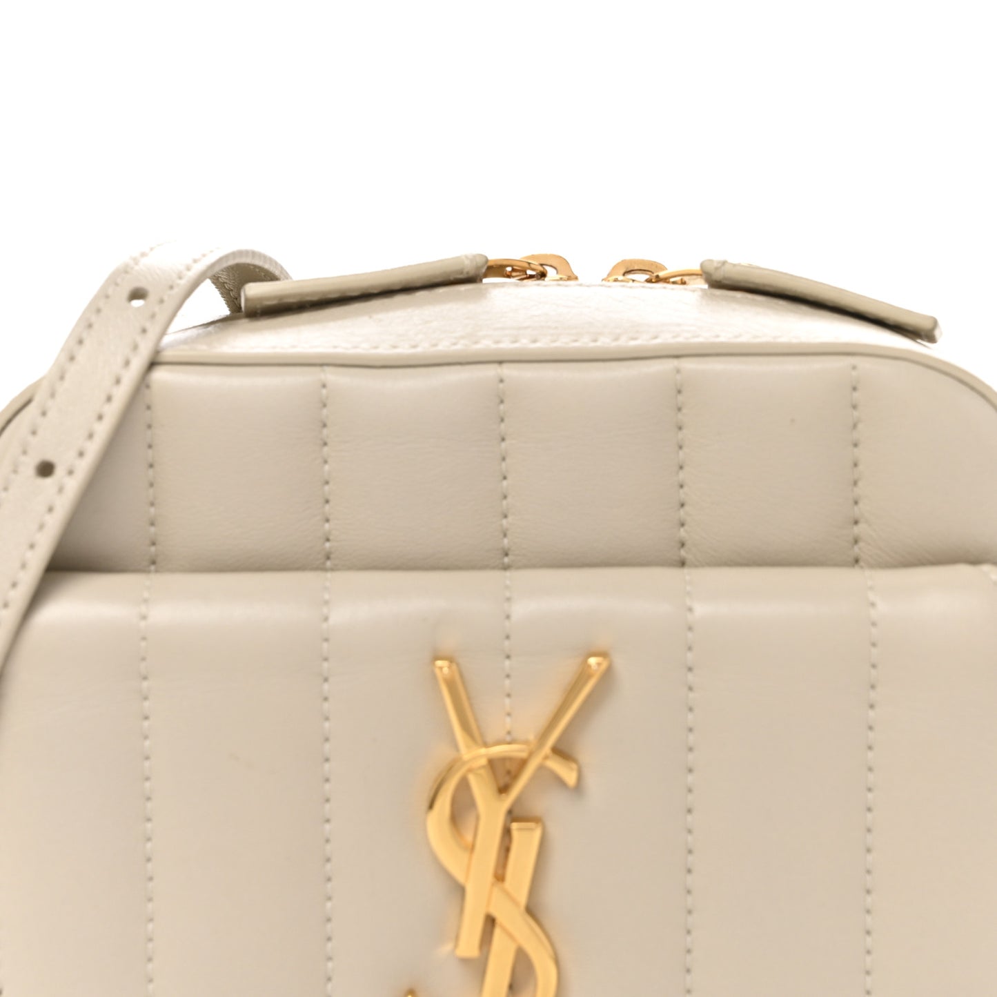Lambskin Matelasse Monogram Vicky Camera Bag Crema Soft