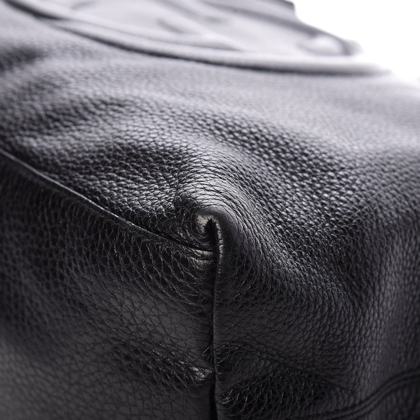 Pebbled Calfskin Medium Soho Chain Shoulder Bag Black