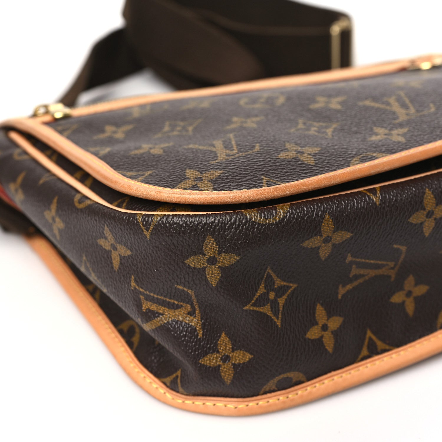 Louis Vuitton Monogram Bosphore PM Messenger 8 of 9