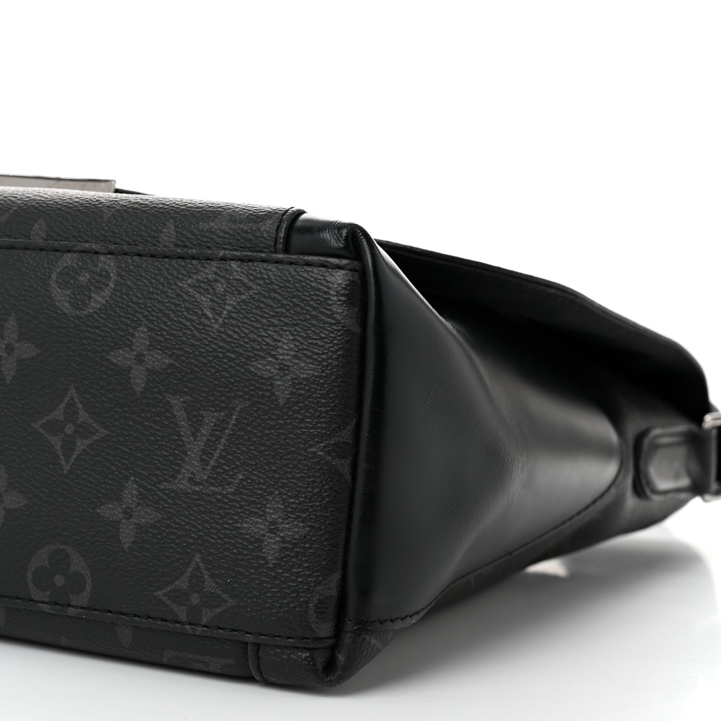 Monogram Eclipse Explorer MM Black