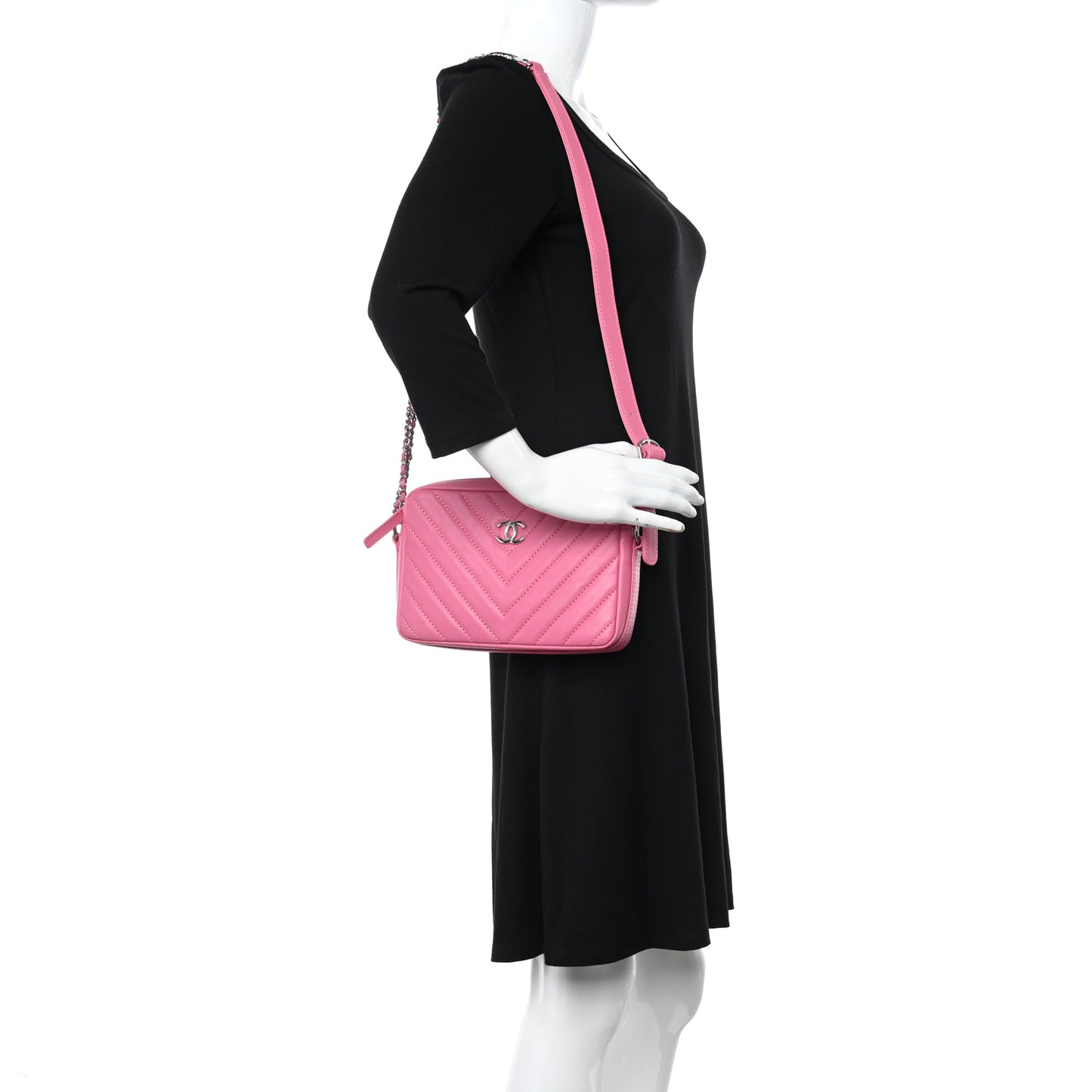 Lambskin Chevron Quilted Small Promenade Camera Case Pink