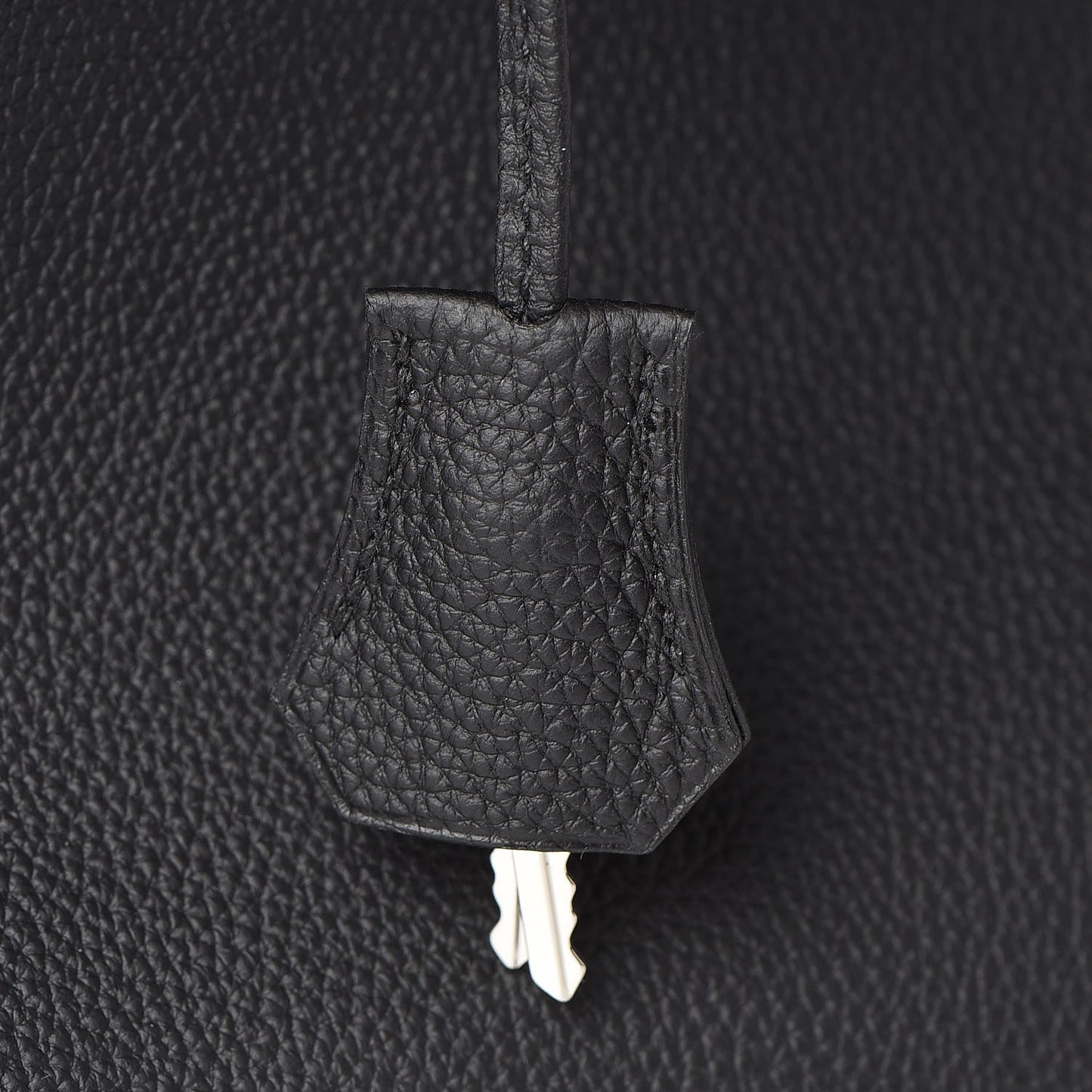 Togo Kelly Retourne 32 Black
