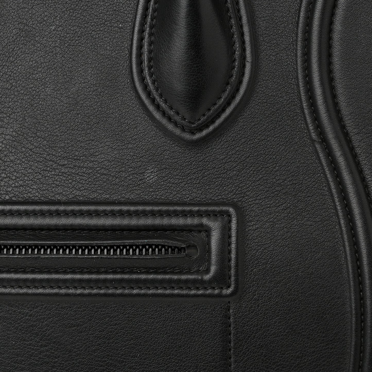 Grained Calfskin Medium Phantom Luggage Black