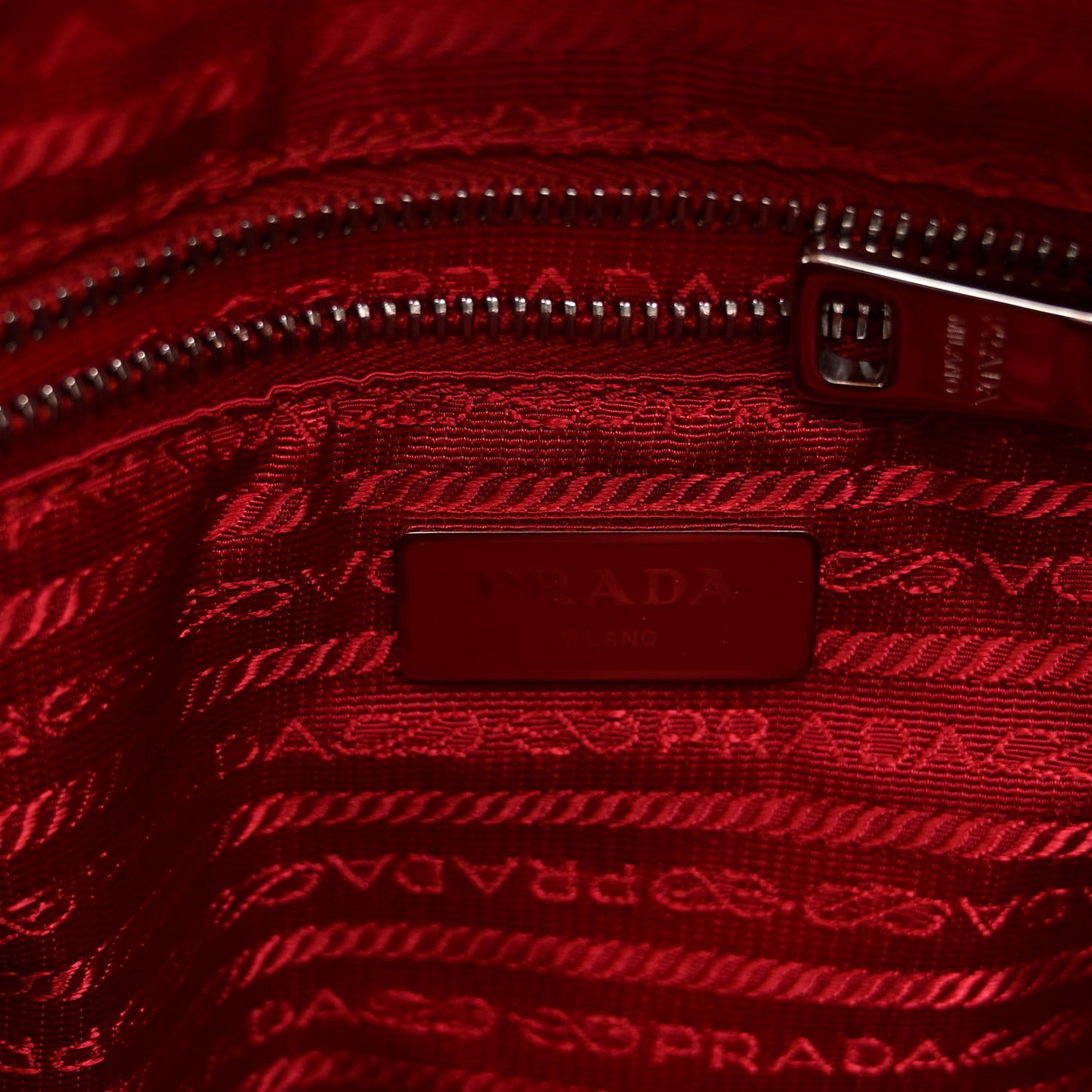 Nylon Tessuto Impuntu Quilted Backpack Rosso